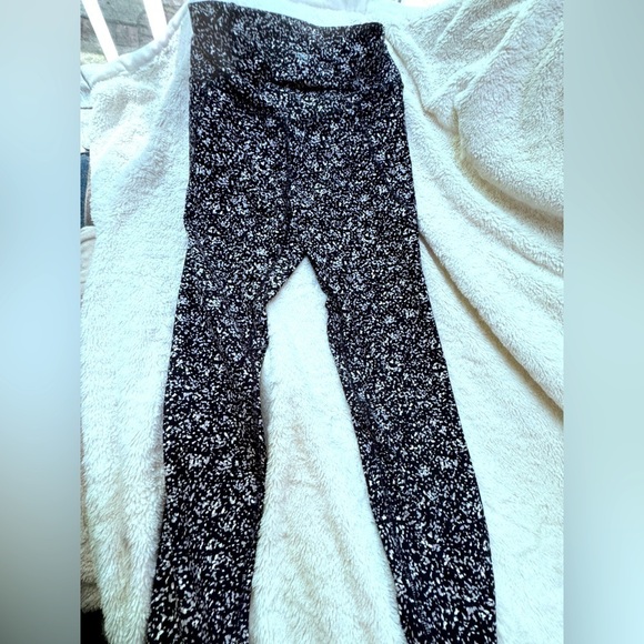 Old Navy Pants - Old Navy Power-soft Leggings Speckled Active Leggings with Pockets womens Large